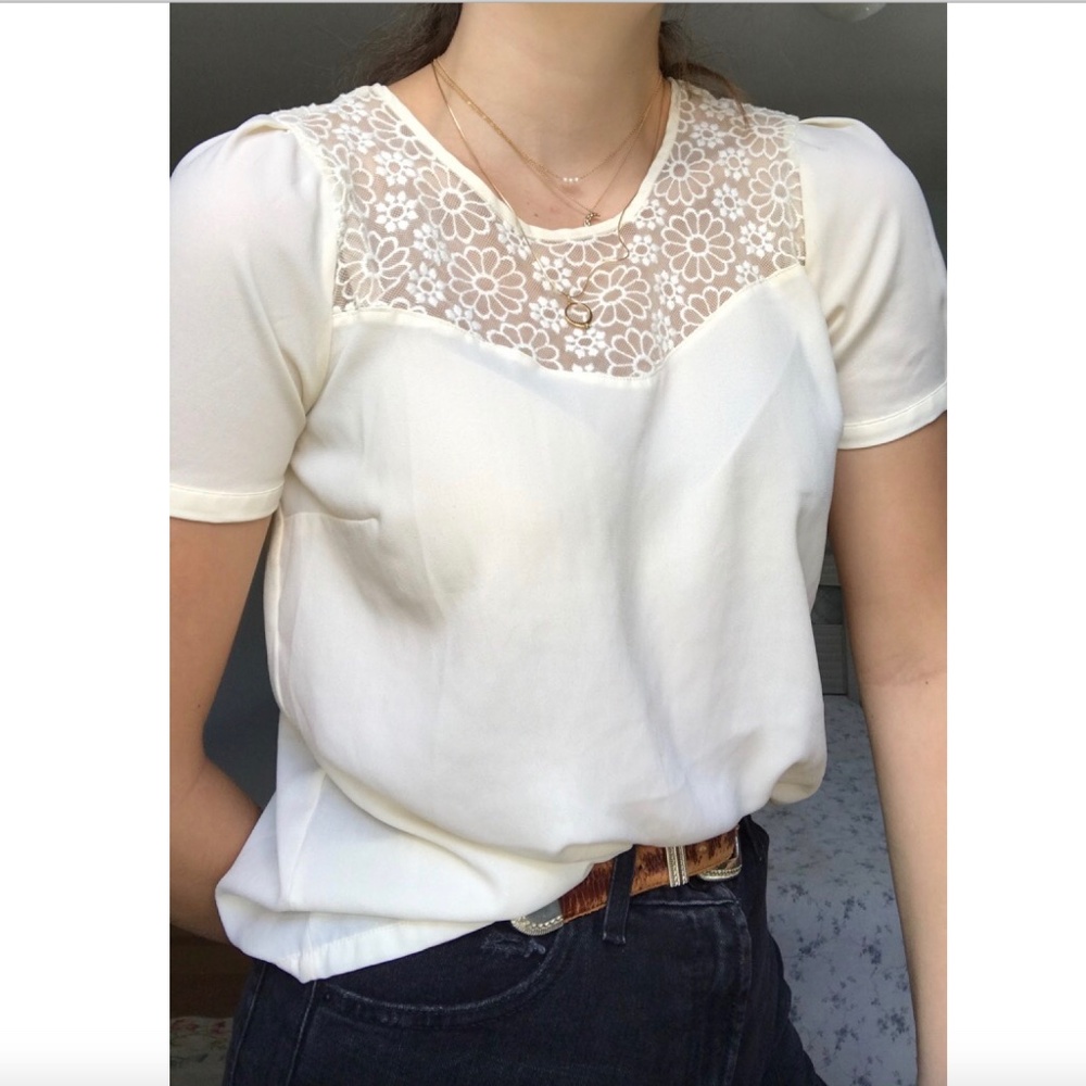 Sweetheart Lace Blouse